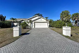 1045 Clearview Dr, Port Charlotte, FL 33953 - Photo 3