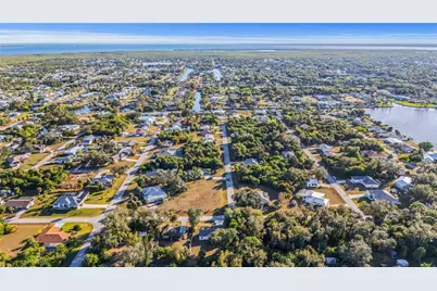 18522 Robinson Avenue, Port Charlotte, FL 33948 - Photo 53