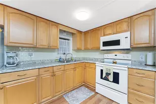 7571 Silage Cir, Port Charlotte, FL 33981 - Photo 5