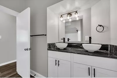 3006 N 13th Street, Tampa, FL 33605 - Photo 13