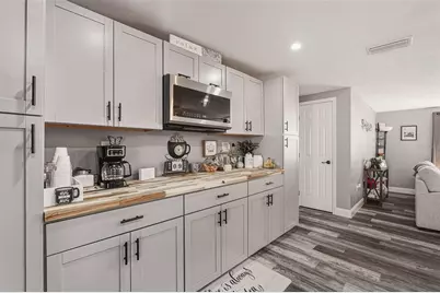 1401 Sheehan Boulevard, Port Charlotte, FL 33952 - Photo 9