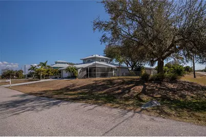 209 Springview Circle NW, Port Charlotte, FL 33948 - Photo 9