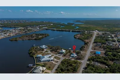 209 Springview Circle NW, Port Charlotte, FL 33948 - Photo 3