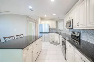 14 Freeman Ave, Punta Gorda, FL 33950 - Photo 5