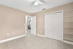 1017 Rosedale Rd, Venice, FL 34293 - Photo 15