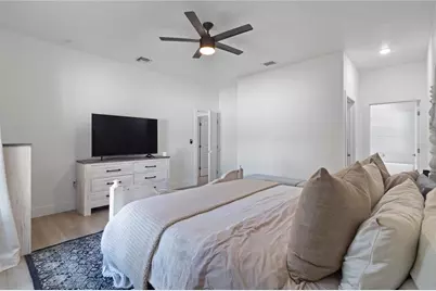 19218 Brandon Avenue, Port Charlotte, FL 33954 - Photo 9