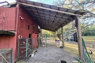 2207 SW Blossom Ave, Arcadia, FL 34266 - Photo 11