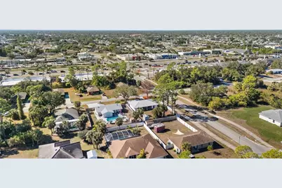 2506 Lakeshore Circle, Port Charlotte, FL 33952 - Photo 43