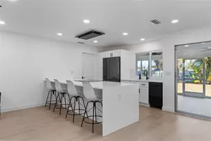 2506 Lakeshore Cir, Port Charlotte, FL 33952 - Photo 11