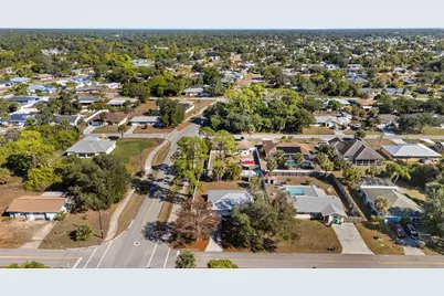 2506 Lakeshore Circle, Port Charlotte, FL 33952 - Photo 41