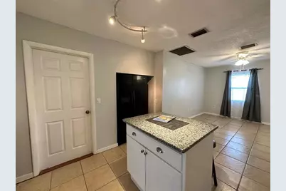 749 Hartford Drive NW, Port Charlotte, FL 33952 - Photo 7