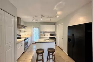 749 Hartford Dr NW, Port Charlotte, FL 33952 - Photo 5