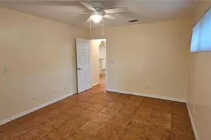 3619 SW Santa Barbara Pl, Cape Coral, FL 33914 - Photo 15