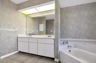 272 Broadmoor Ln, Rotonda West, FL 33947 - Photo 35