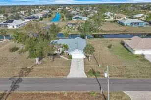 272 Broadmoor Ln, Rotonda West, FL 33947 - Photo 71