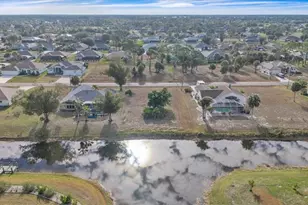 272 Broadmoor Ln, Rotonda West, FL 33947 - Photo 73