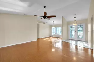 272 Broadmoor Ln, Rotonda West, FL 33947 - Photo 13