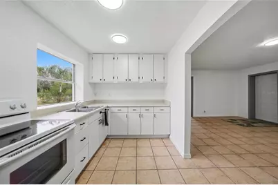 2451 NW Garvin Avenue, Arcadia, FL 34266 - Photo 9