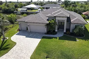 17350 Bayharbor Cir, Port Charlotte, FL 33948 - Photo 1