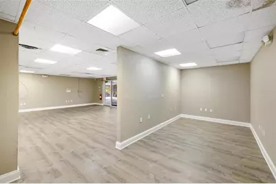 128 W Charlotte Avenue, Punta Gorda, FL 33950 - Photo 11