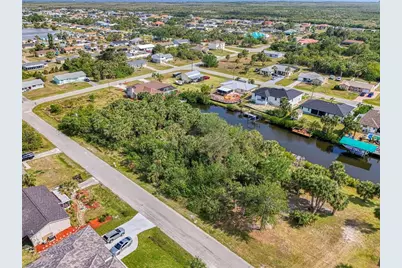 18706 Fort Smith Circle, Port Charlotte, FL 33948 - Photo 17