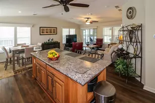 12116 SW County Rd 769, Lake Suzy, FL 34269 - Photo 9