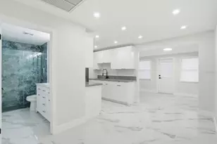 390 Hazel Cir, Punta Gorda, FL 33982 - Photo 9