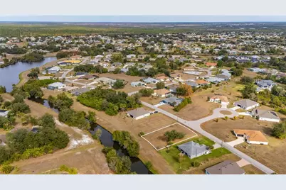 403 San Cristobal Avenue, Punta Gorda, FL 33983 - Photo 7