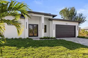 115 Baytree Dr, Rotonda West, FL 33947 - Photo 5