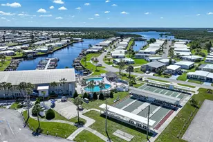 723 Riverview Cir, North Port, FL 34287 - Photo 57