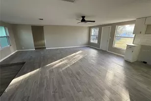 105 Sylvania Ave, Englewood, FL 34223 - Photo 3