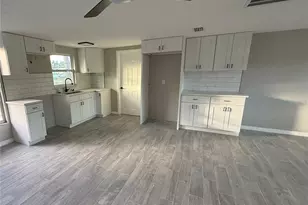 105 Sylvania Ave, Englewood, FL 34223 - Photo 13