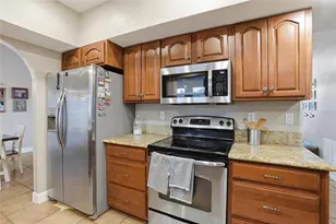 195 Uruguay Dr, Punta Gorda, FL 33983 - Photo 9