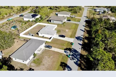 12141 Wellington Avenue, Port Charlotte, FL 33981 - Photo 5