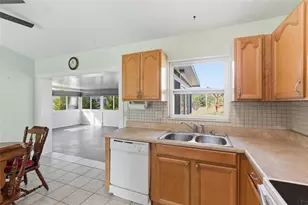 6405 Klaus Ct, Port Charlotte, FL 33981 - Photo 9