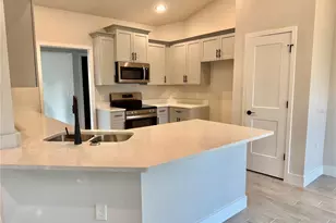 123 Sunrise Dr, Rotonda West, FL 33947 - Photo 9