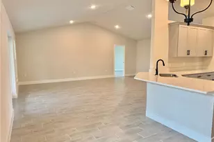 123 Sunrise Dr, Rotonda West, FL 33947 - Photo 7