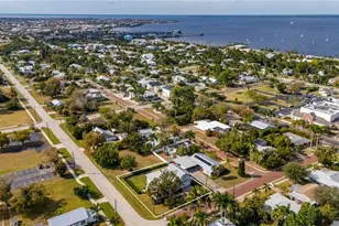 359 Gill St, Punta Gorda, FL 33950 - Photo 5