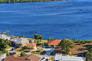 3260 Peace River Dr, Punta Gorda, FL 33983 - Photo 49