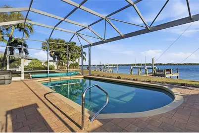 3260 Peace River Drive, Punta Gorda, FL 33983 - Photo 3