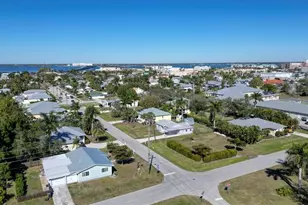 426 Harvey St, Punta Gorda, FL 33950 - Photo 57