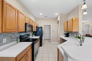 2868 Suncoast Lakes Blvd, Punta Gorda, FL 33980 - Photo 13