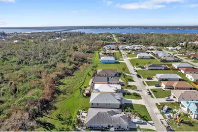 4250 Oak Terrace Circle, Port Charlotte, FL 33953 - Photo 23