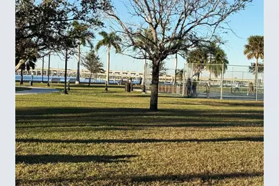 621 Or 625 W Retta Esplanade, Punta Gorda, FL 33950 - Photo 3