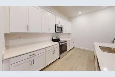 7773 Lakes Edge Lane, Port Charlotte, FL 33981 - Photo 23