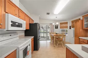 741 Long Beach Ct, Punta Gorda, FL 33950 - Photo 5