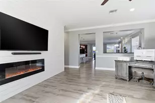 13048 SW Pembroke Cir S, Lake Suzy, FL 34269 - Photo 7