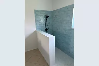 1520 Dorgali Drive, Sarasota, FL 34238 - Photo 7