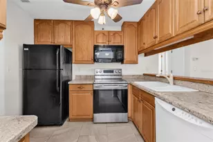 4318 Eastwood Dr, Sarasota, FL 34232 - Photo 17