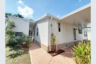 27205 Jones Loop Rd. # 31, Punta Gorda, FL 33982 - Photo 3